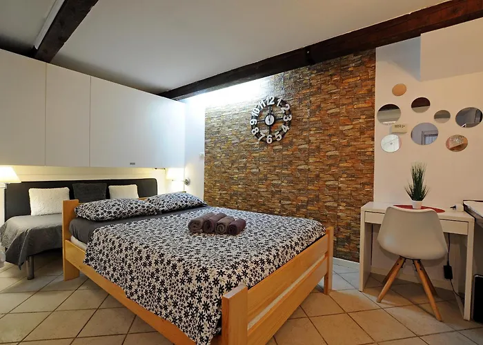 Apartment Holidays House - La Koper